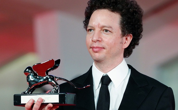 -El cineasta mexicano Michel Franco triunfa en el Festival Internacional de Cine de Venecia.