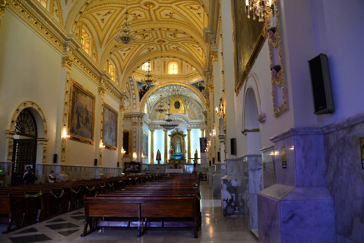 Reconstrucción de templos  