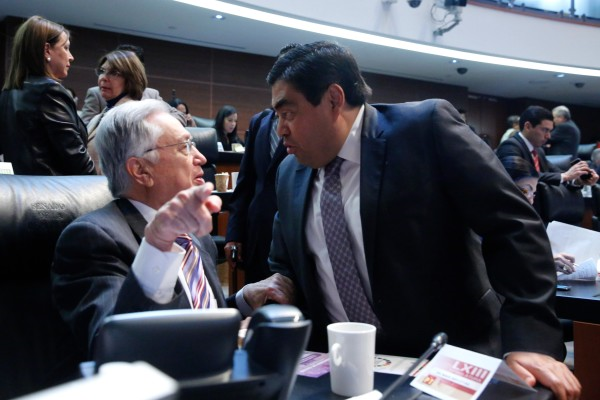 SIN LÍMITES. En 2014, Bartlett y Barbosa predijeron el cambio de CFE