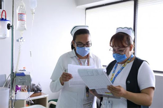 En emergencia sanitaria, personal de enfermería del IMSS ha entrega do su máximo esfuerzo para que ningún paciente se quede atención