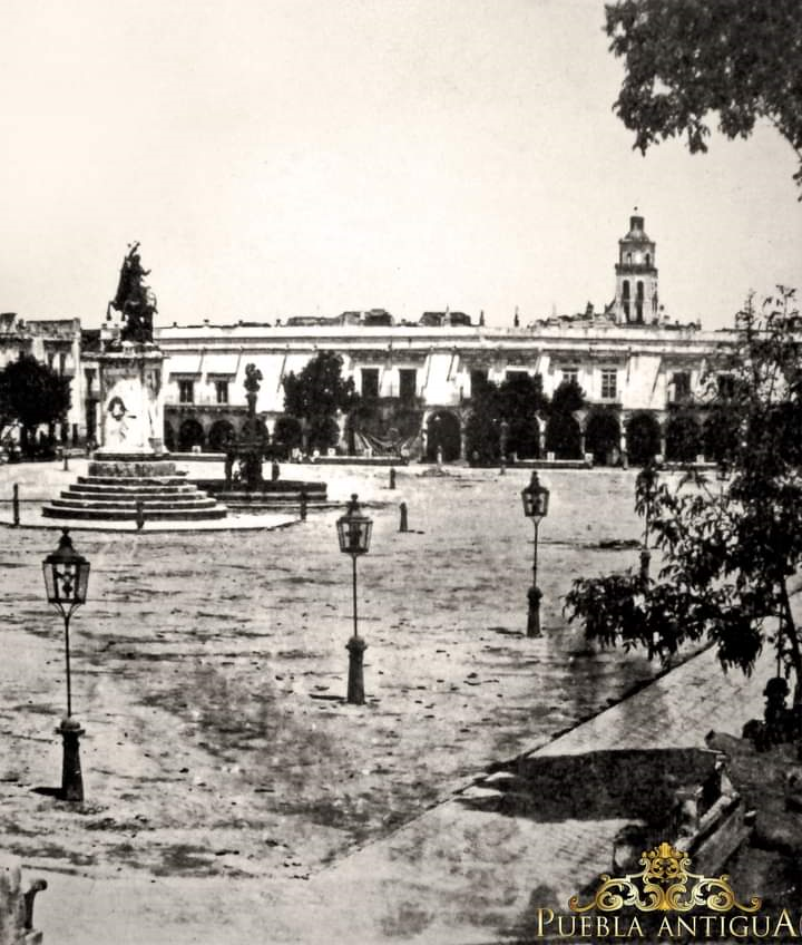 SIN LÍMITES. Exigen intervenga INAH por remodelación del zócalo