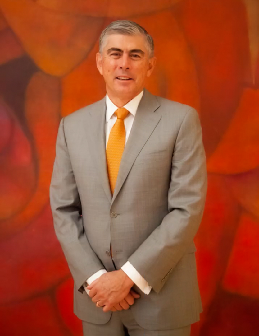 Egresado de la UDLAP fue nombrado presidente de la AmCham