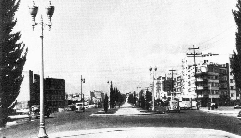 EN LAS NUBES. Lo oficial y la historia