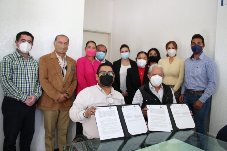Impulsan ISSSTEP e INDEP inclusión de personas con cualquier tipo de discapacidad