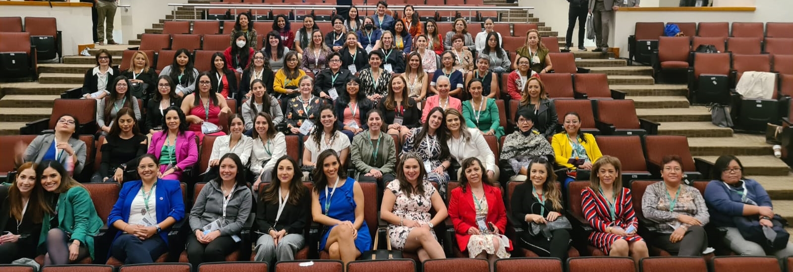 Las mujeres ortopedistas representan únicamente el 6.6%: disparidad, baja representación y disyuntivas frente al embarazo y la maternidad