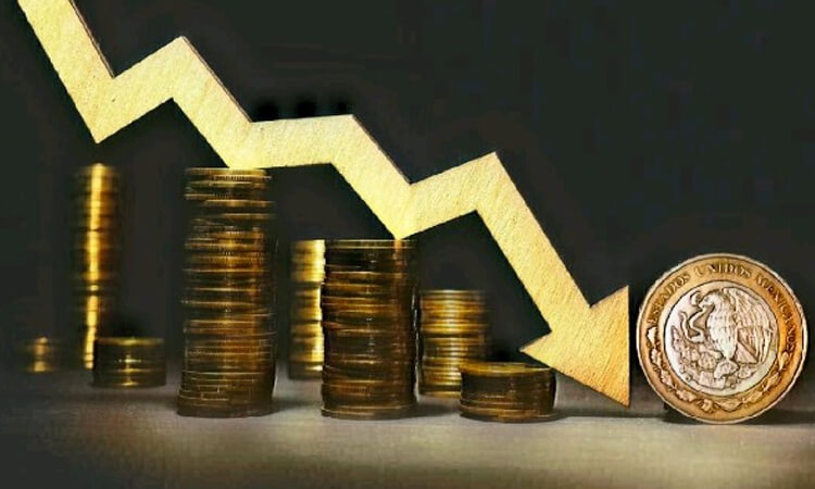 La economía mexicana se desploma: inflación de 7.72%; desempleo de 28.8 millones