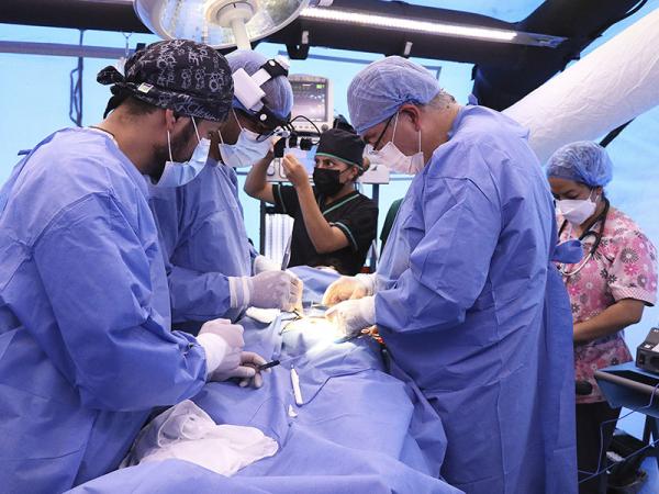 Realiza Salud 21 cirugías ambulatorias en “Martes Ciudadano” de Acateno