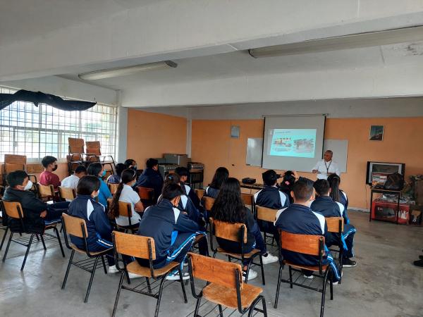 Capacita SMT en movilidad sostenible y cultura vial a transportistas y centros educativos