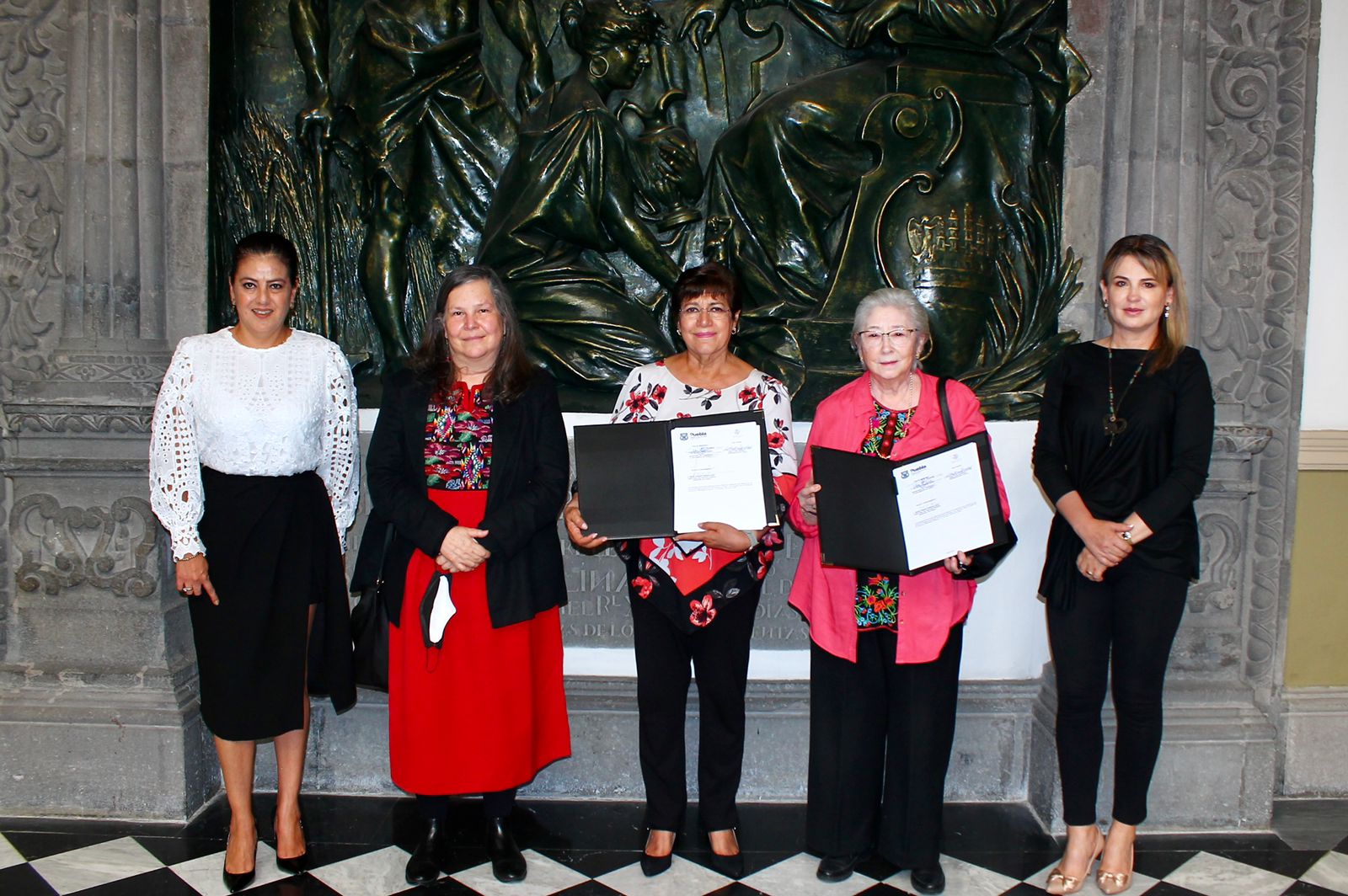 Ayuntamiento de Puebla promueve el rescate y conservación de documentos históricos