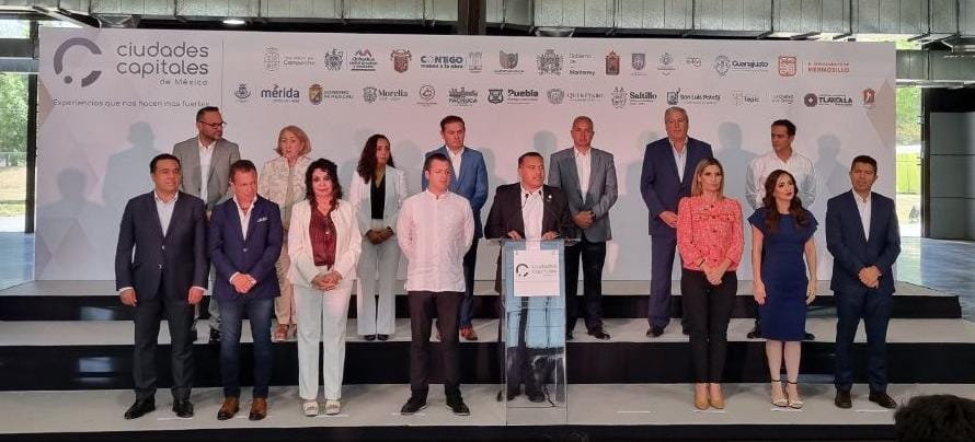 Participa Eduardo Rivera Pérez en la tercer sesión de ciudades capitales