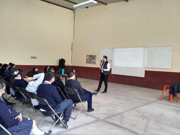 Impulsa Movilidad y Transporte entornos escolares seguros en San Salvador el Seco
