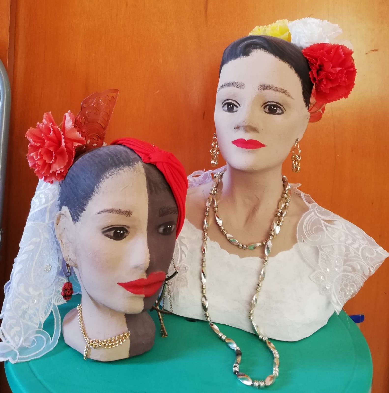 María Elena Sánchez Blanco. Porque la pintura también es poesía