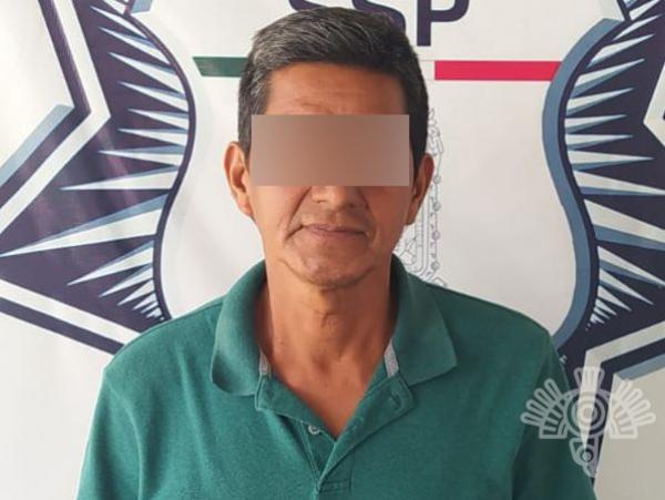 Detiene Policía Estatal a hombre en posesión de vehículo con reporte de robo
