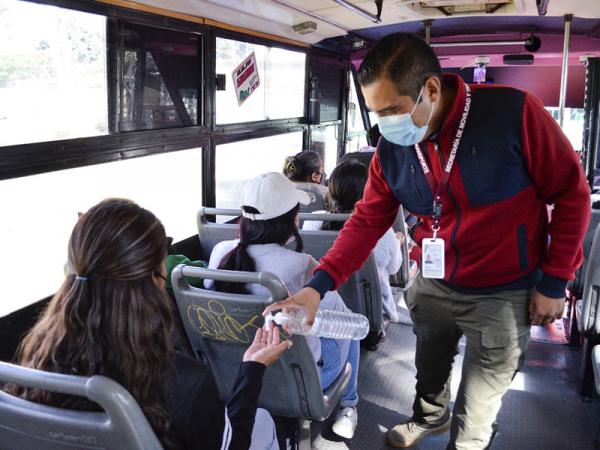 Difunde SMT medidas de protección sanitaria frente a COVID-19 a bordo del transporte