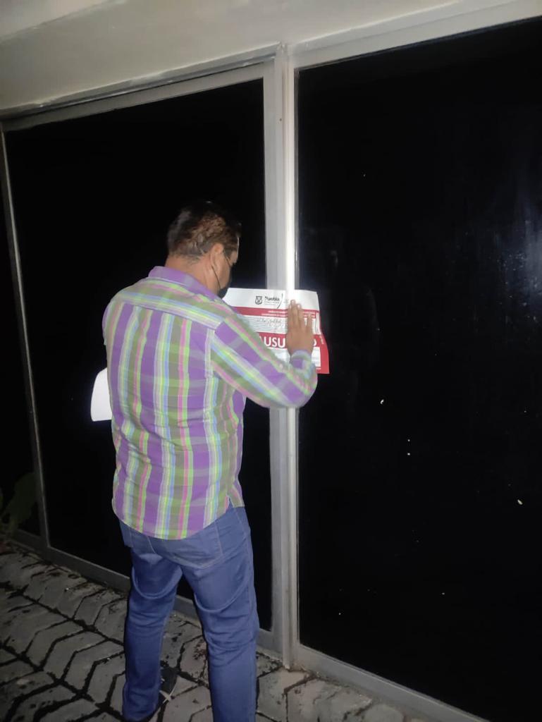 Normatividad municipal clausura casino clandestino en colonia La Paz
