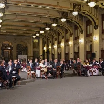 Agenda Empresarial. ¿La Recta Final de la 4T será Cofinanciada por empresarios ricos?