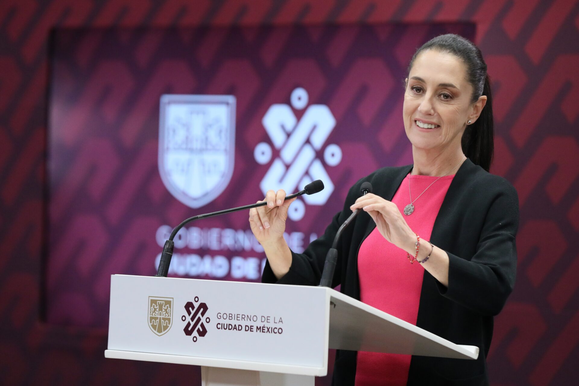Claudia Sheinbaum presenta avances en la instalación de la planta solar más grande del mundo dentro de una ciudad