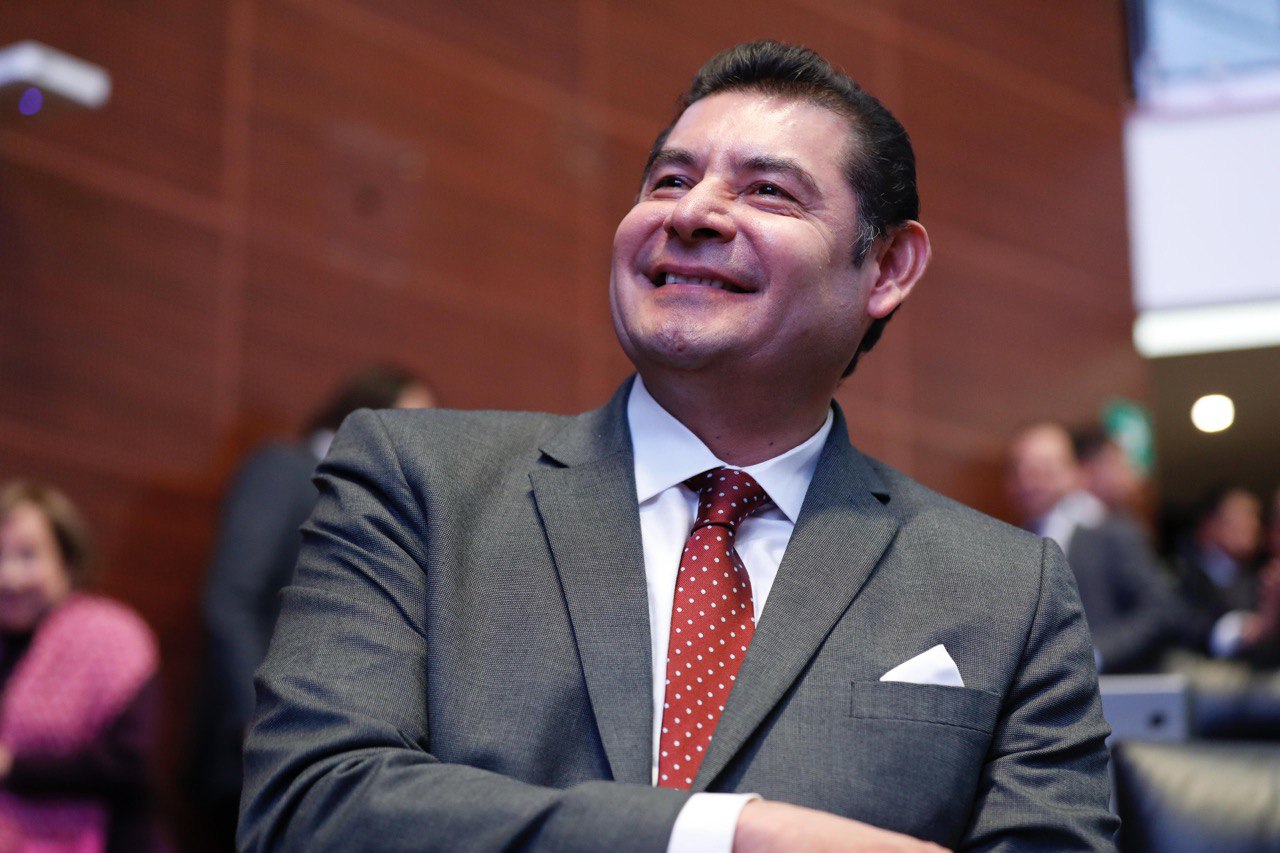 Reconocen la labor de Alejandro Armenta en el Senado de la República