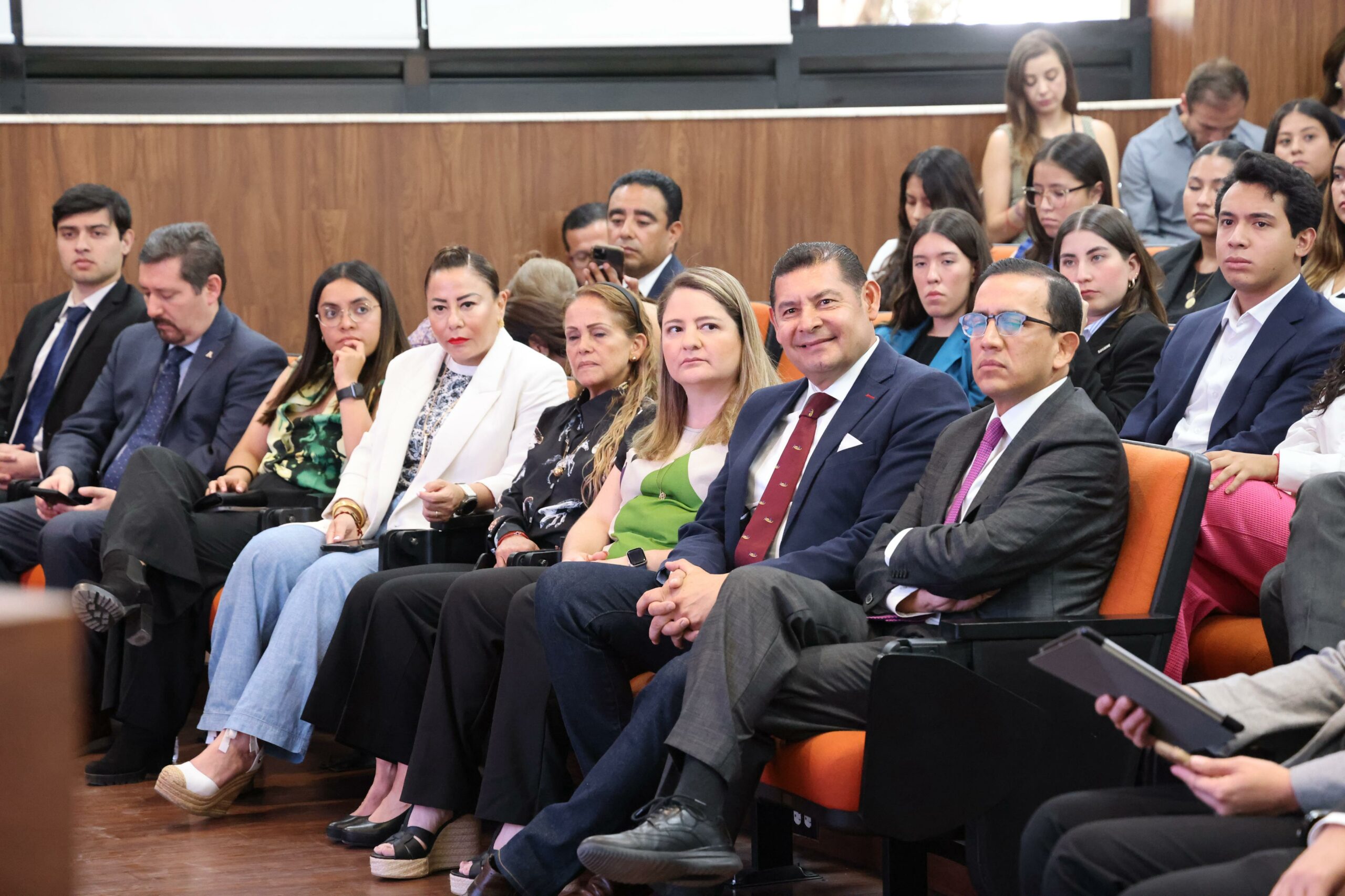 Armenta reafirma su compromiso para fortalecer el clúster universitario y la vinculación con empresas