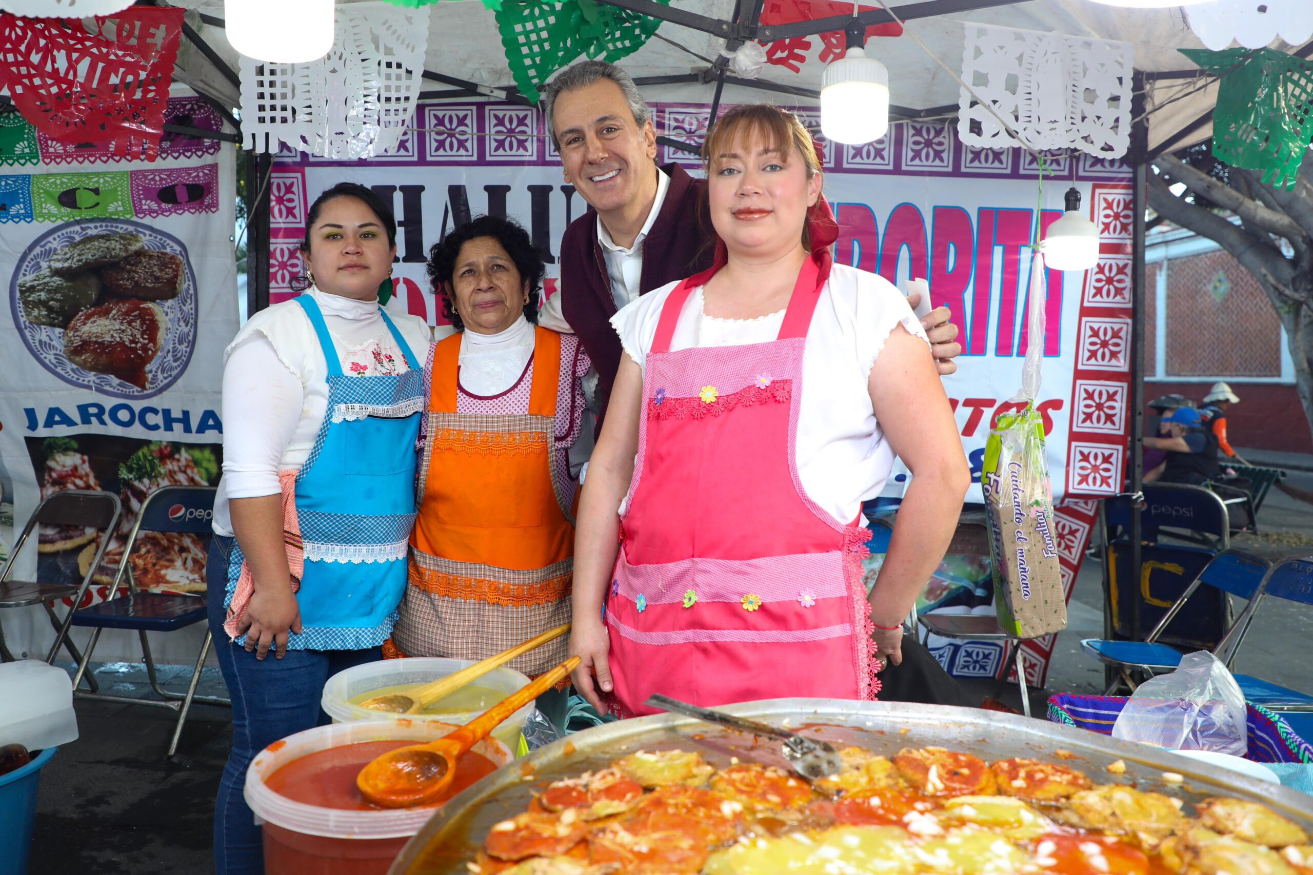 Acude Pepe Chedraui a la inauguración del Festival de la Chalupa en El Carmen