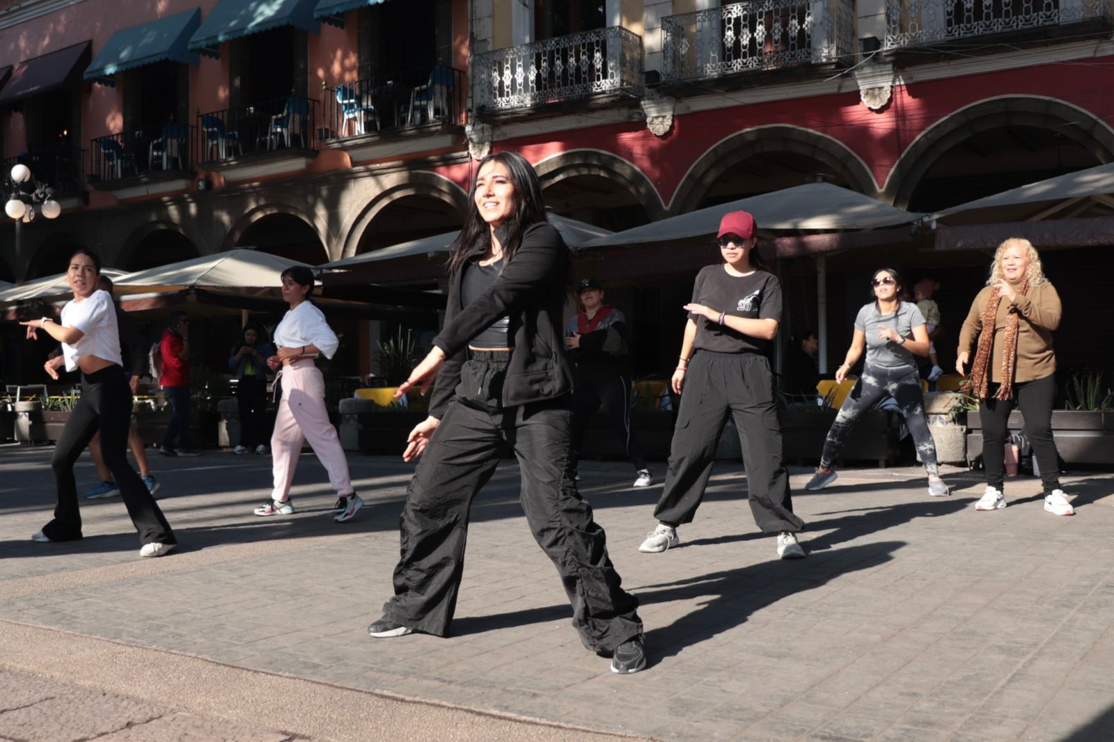 Gran aceptación del «entrenamiento funcional» durante la Vía Recreativa en la ciudad