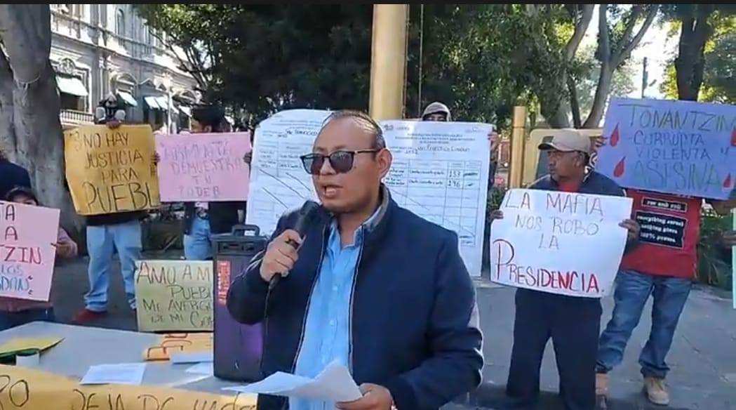 Sin argumento arrebatan triunfo al ganador de las elecciones Julio Cuatlatl Pérez, de la Junta Auxiliar de Cuapa, en San Pedro Cholula