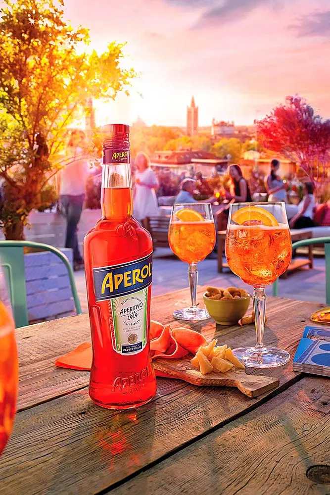 La Historia del Aperol Spritz, el sabor que vino de Italia….