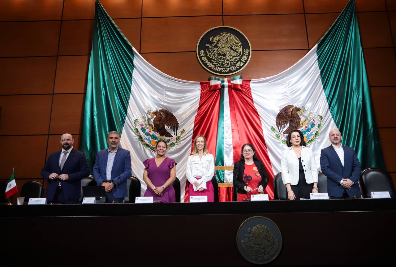 Participa Lupita Cuautle en foros del Congreso de la Unión