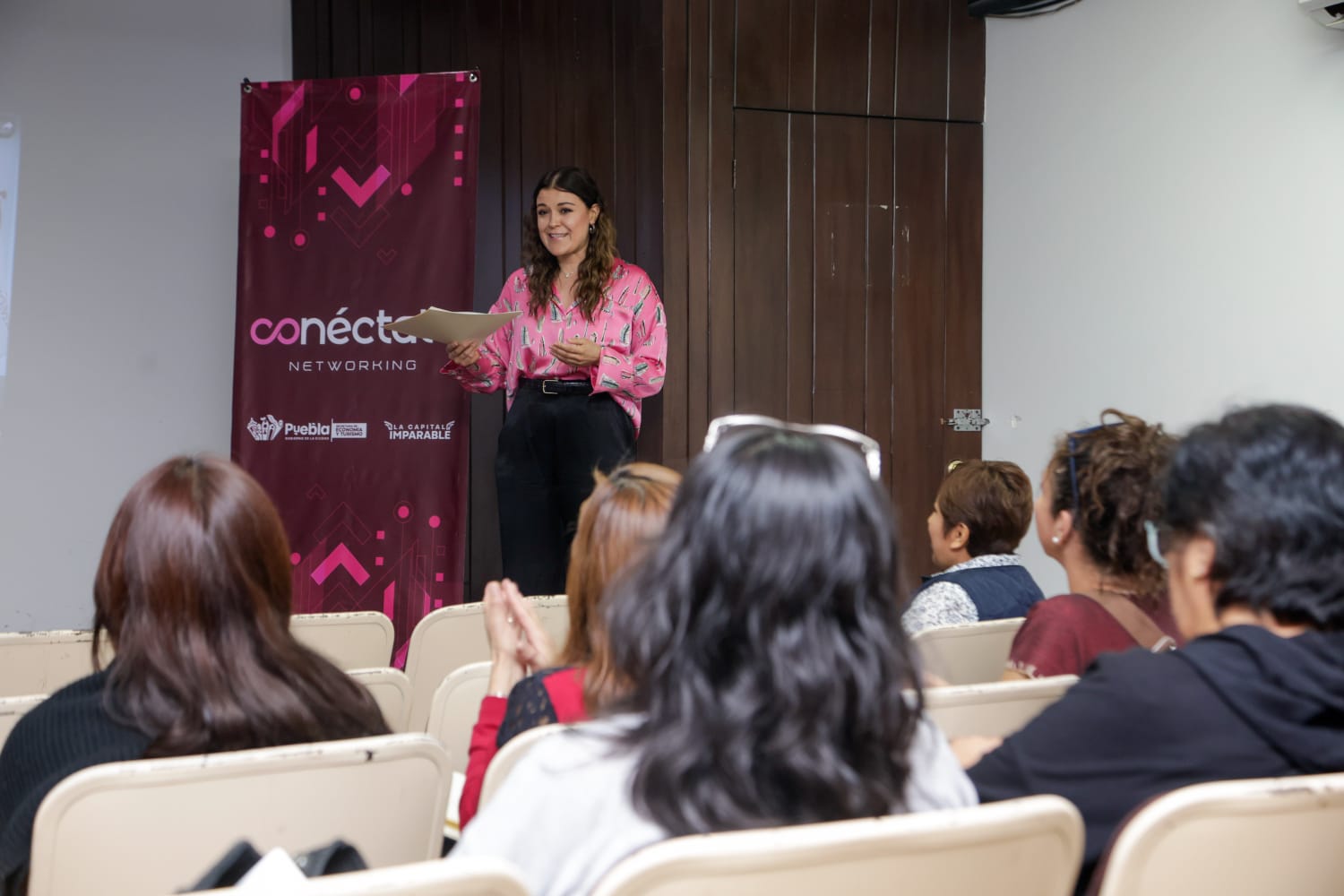 Reciben emprendedoras poblanas capacitación para exportar