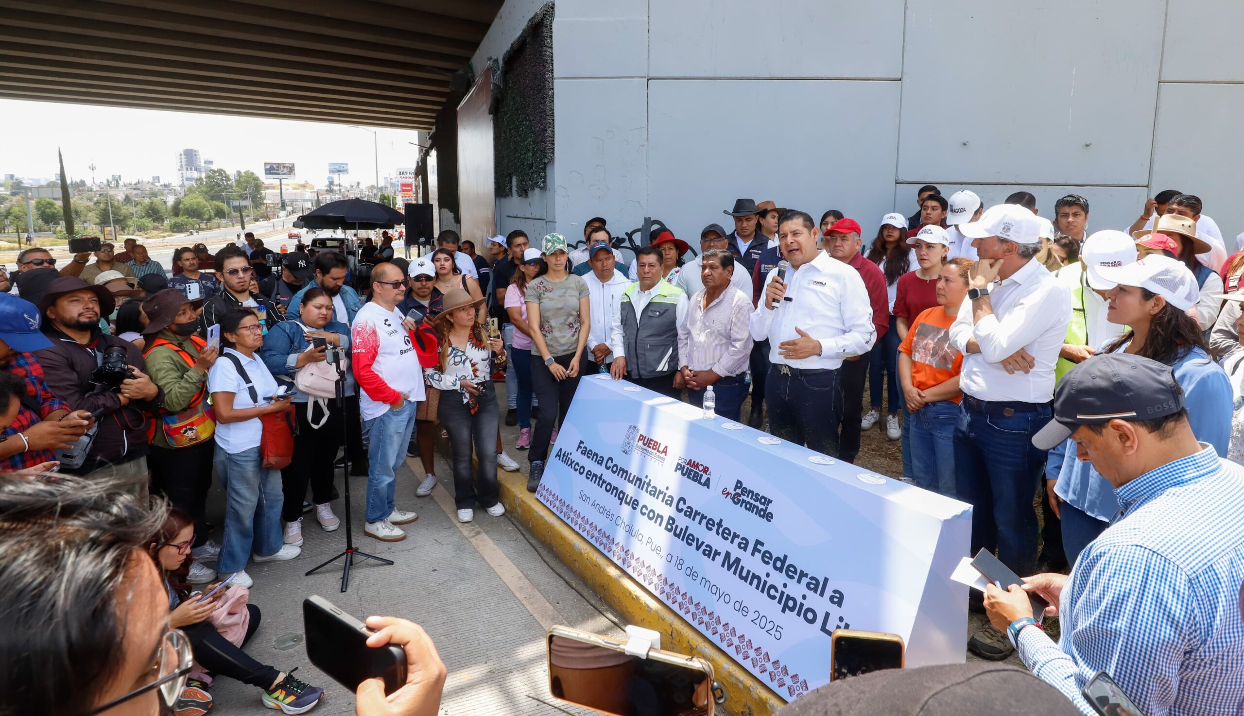 Puebla se transforma con trabajo comunitario y seguridad: Armenta