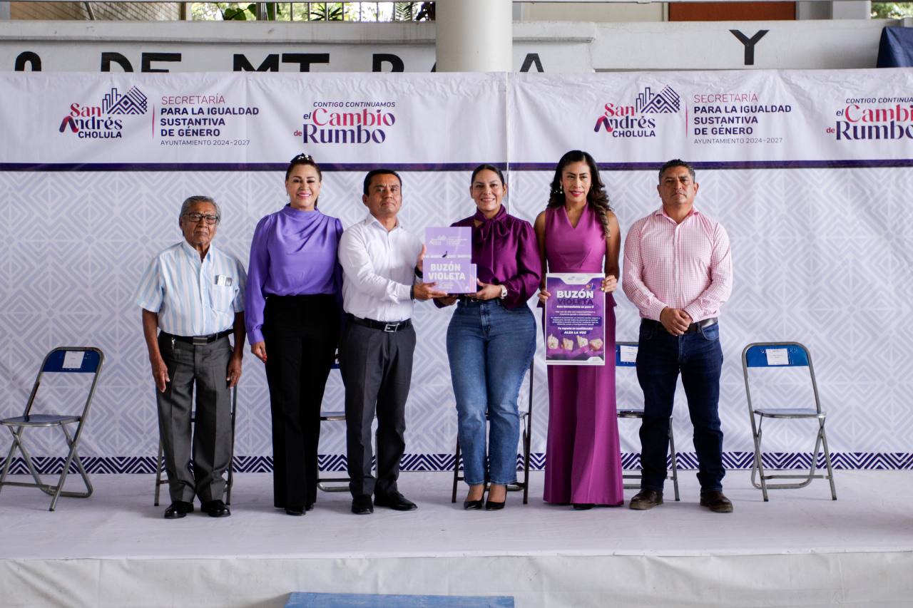 Reconoce Lupita Cuautle a las y los docentes de San Andrés Cholula
