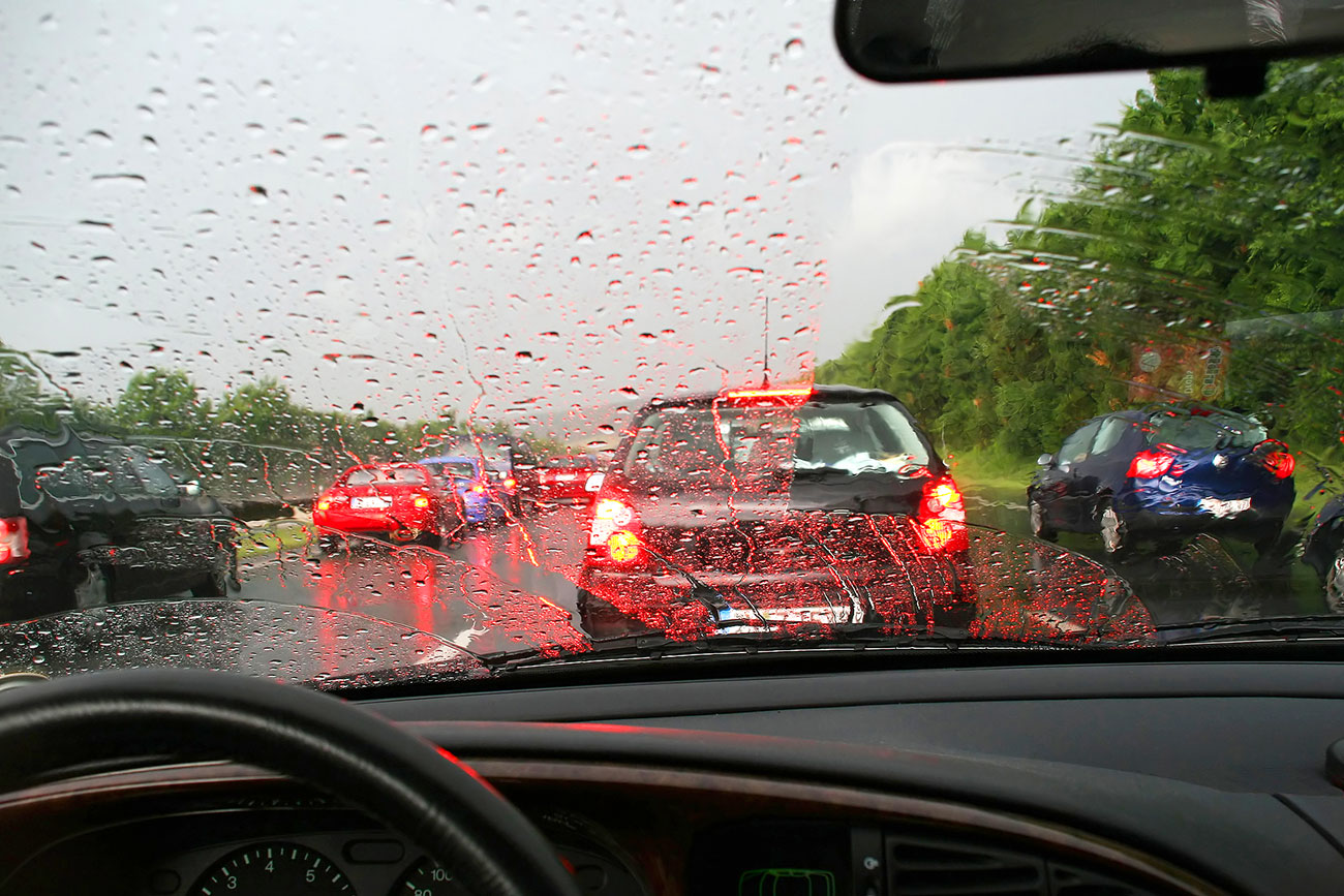 Ante el pronóstico de lluvias, el Gobierno de la Ciudad emite recomendaciones para automovilistas