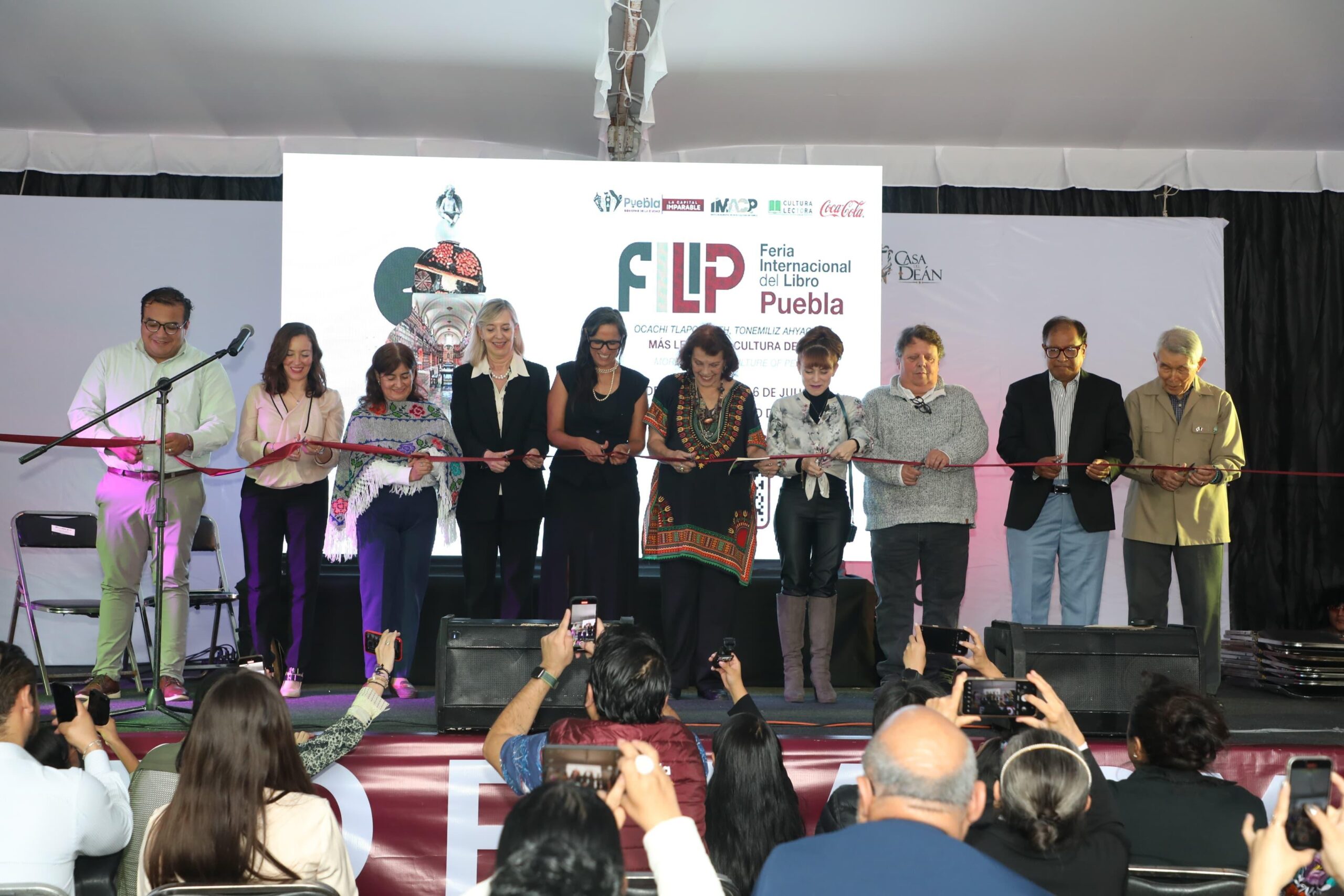 Consolida Gobierno de la Ciudad a Puebla como epicentro de la lectura con la primera Feria Internacional del Libro