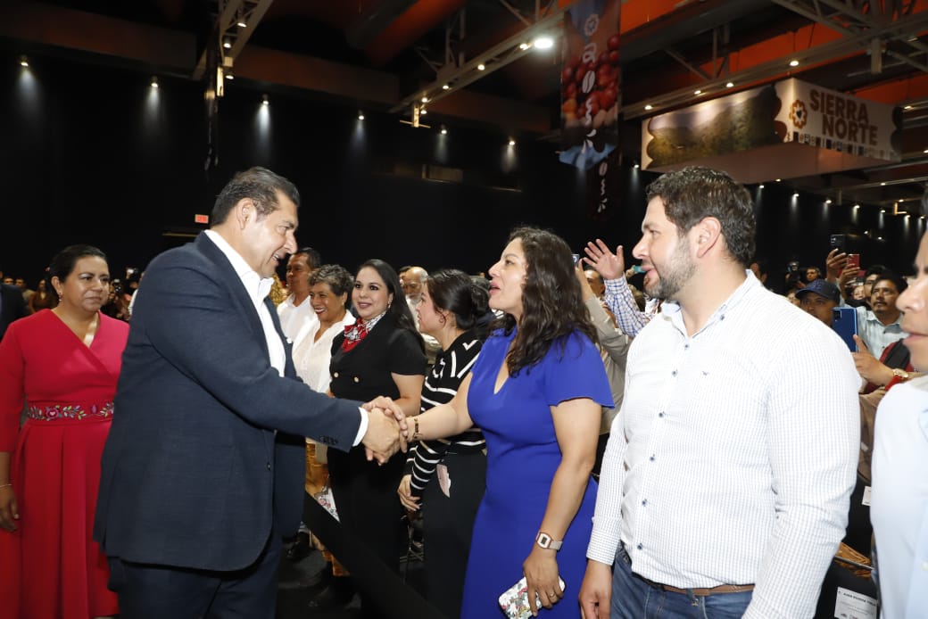 San Andrés Cholula presente en CONCAFÉ Puebla 2025: Lupita Cuautle acompaña al gobernador Alejandro Armenta en inauguración