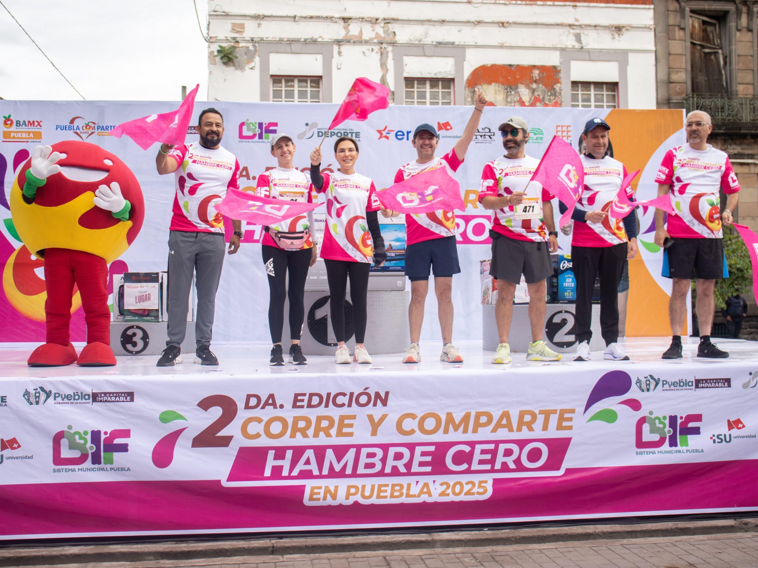 Encabeza MariElise Budib Carrera “Corre y Comparte: Hambre Cero Puebla 2025