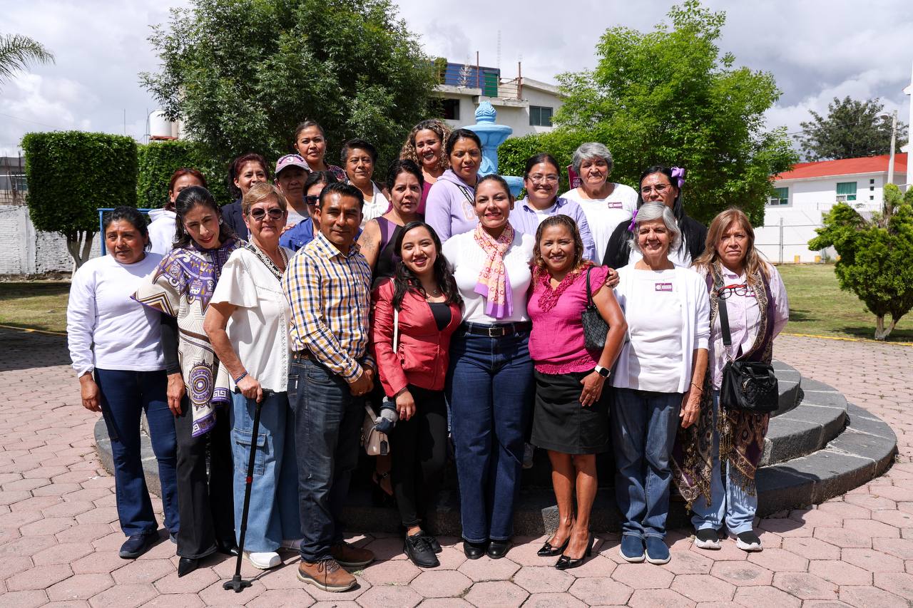 La presidenta municipal, Guadalupe Cuautle Torres, encabezó la “Apropiación Violeta Con Rumbo Seguro», en esta ocasión en la colonia Concepción la Cruz.