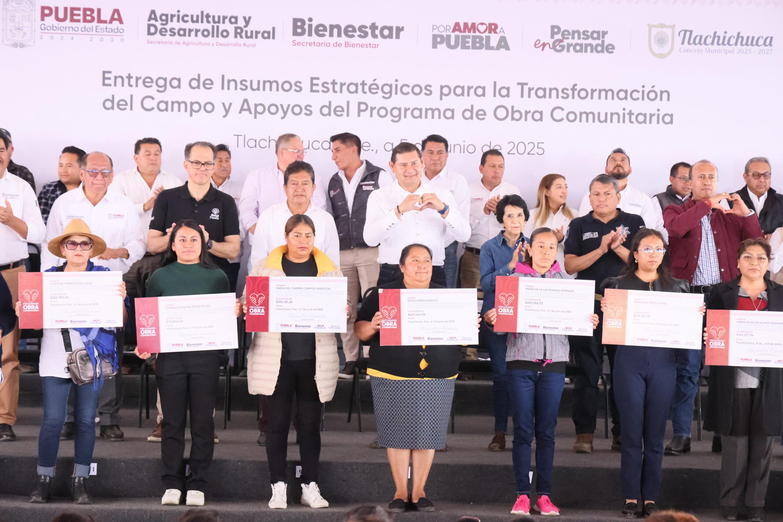 Entrega Gobernador Armenta 18 mdp en Obra Comunitaria y apoyos al campo en Tlachichuca