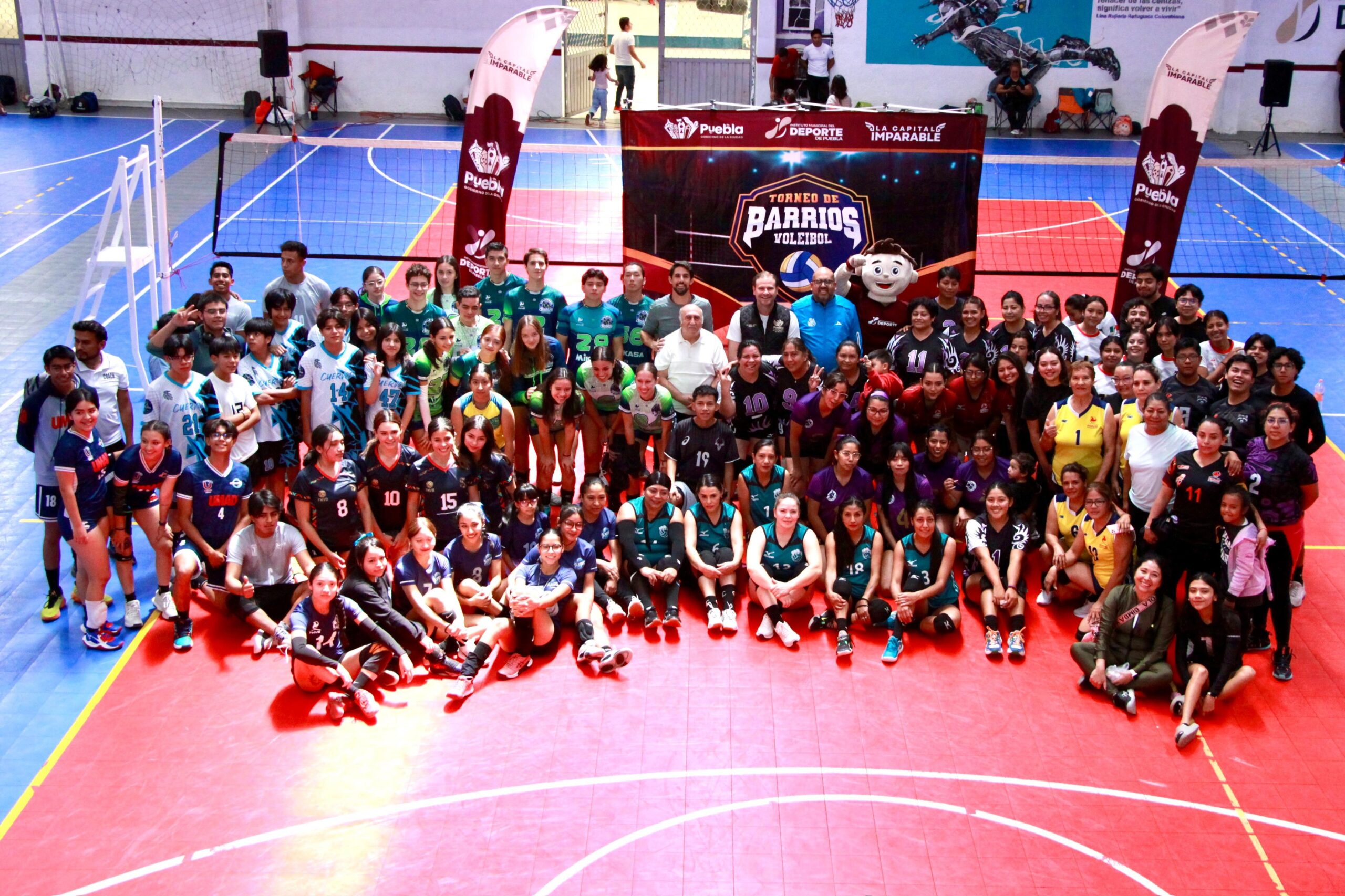 Más de 50 equipos arrancan el Torneo de Barrios de Voleibol en la Ciudad de Puebla