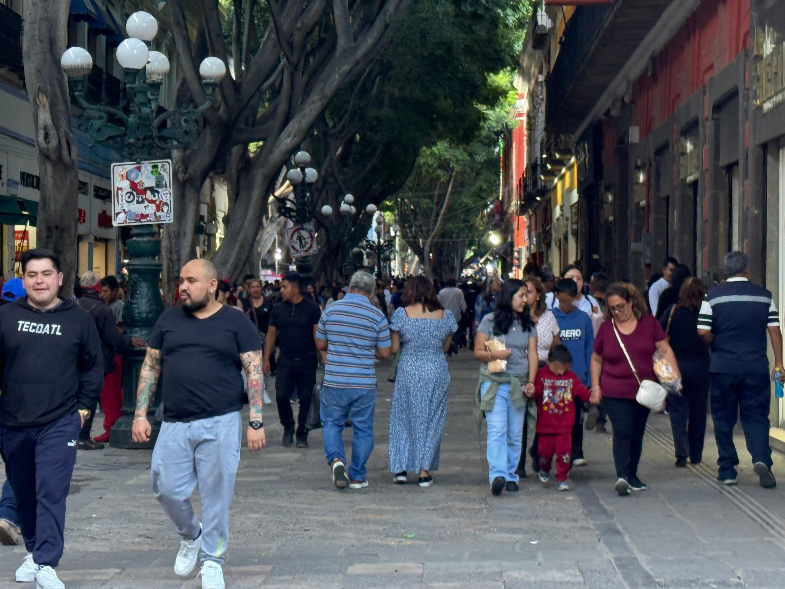 Operativos para el reordenamiento del comercio popular en el Centro Histórico