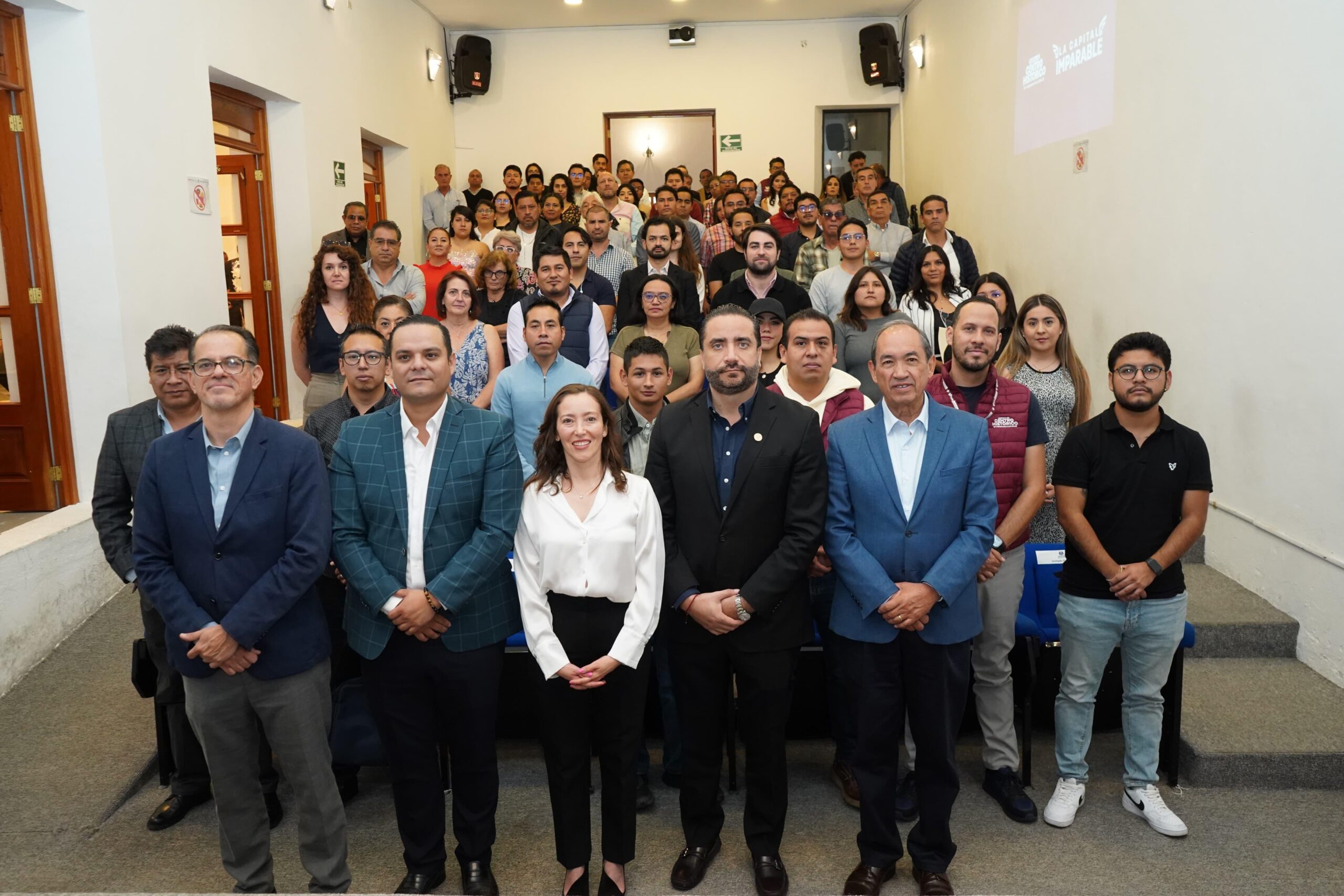 Realiza Gobierno de la Ciudad taller “Cuidemos el patrimonio, conoce las normativas” para empresarios del Centro Histórico