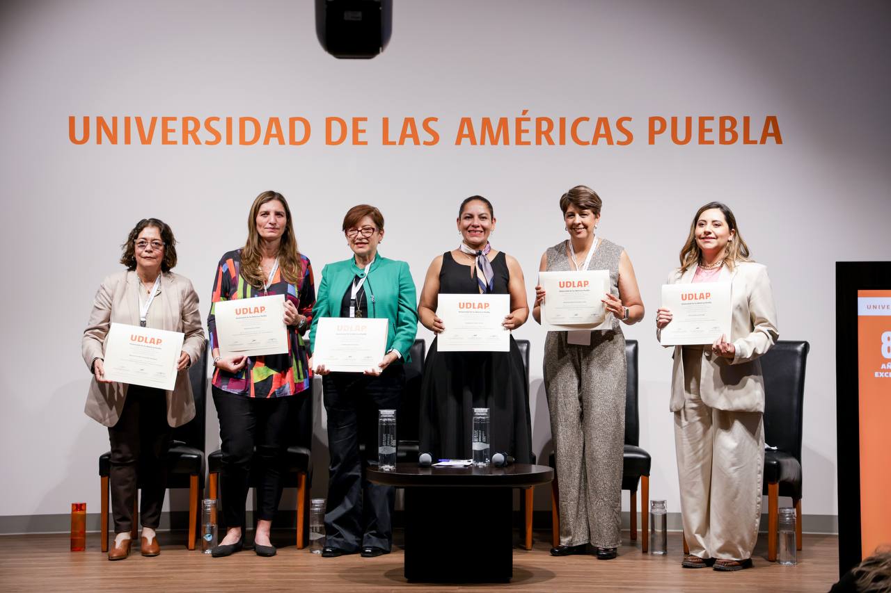 Lupita Cuautle Torres participó en el Foro para la Rehabilitación del Río Atoyac