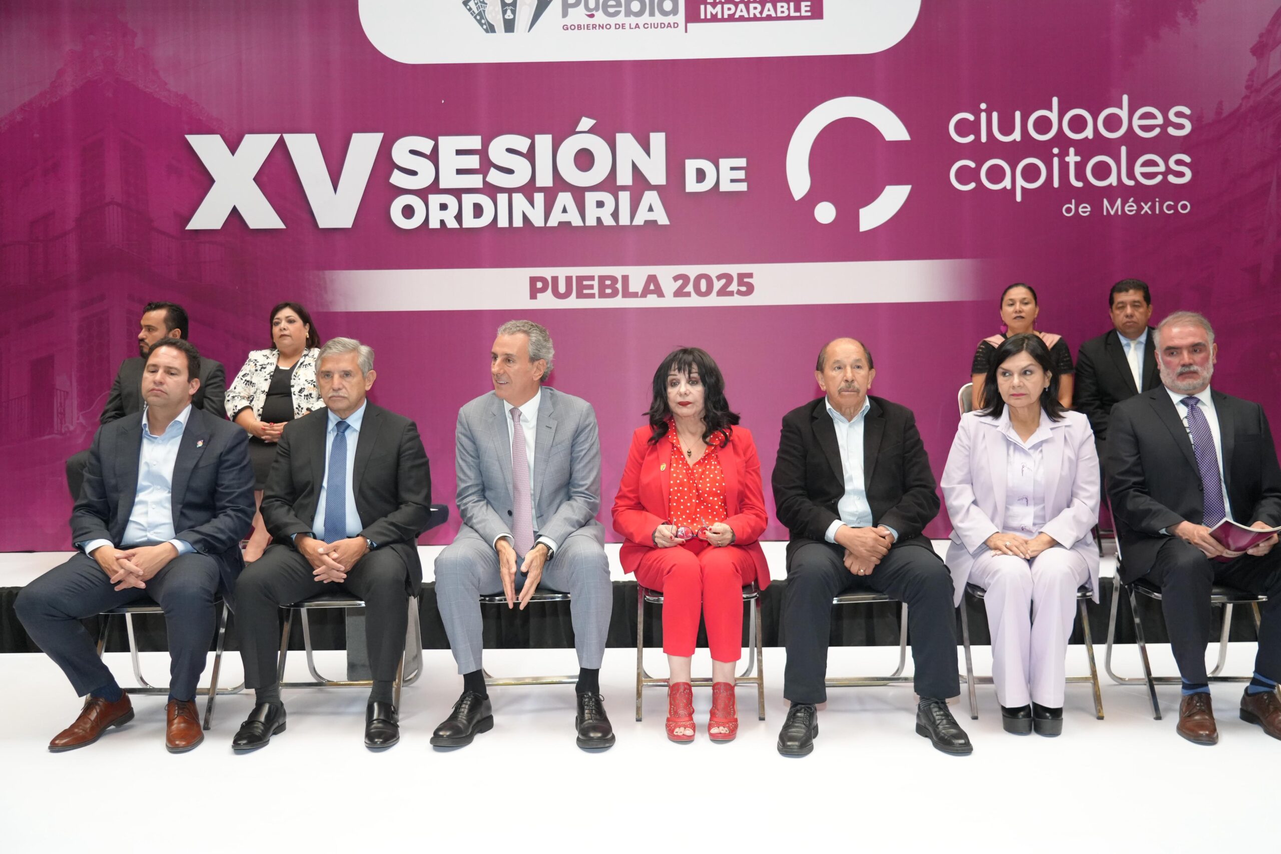 Gobiernos locales refuerzan cooperación en la Sesión Ordinaria de la ACCM encabezada en Puebla capital por Pepe Chedraui