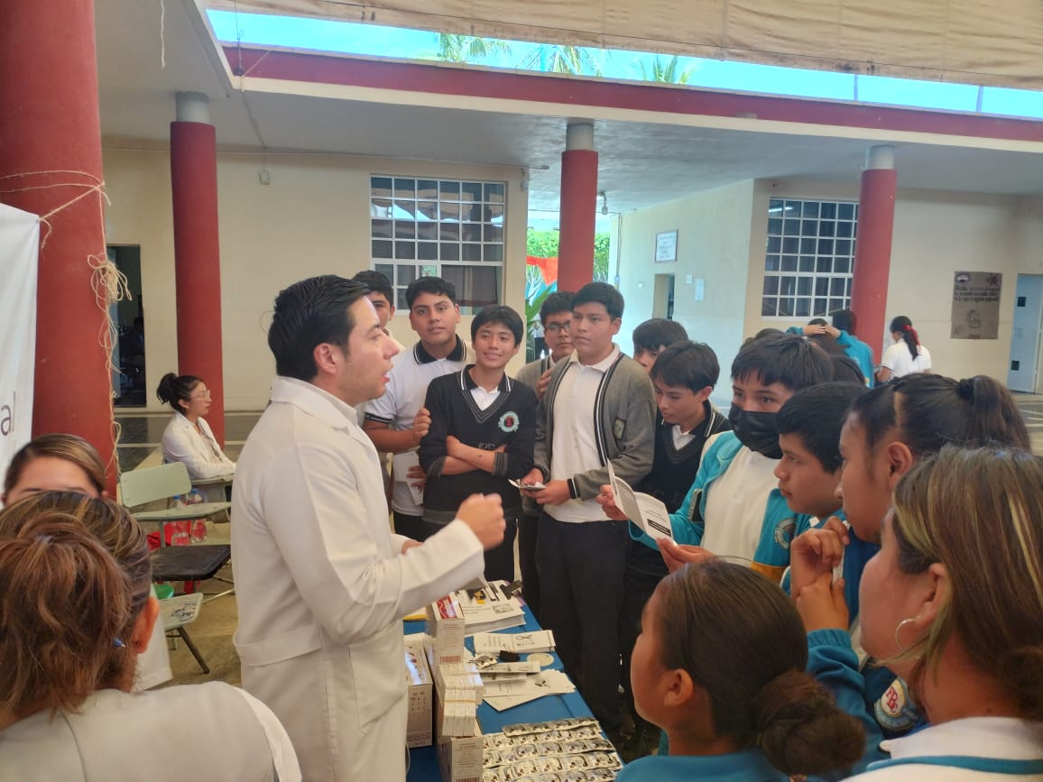 A través del Programa AMIGUISSSTE, protege ISSSTE Puebla salud sexual de jóvenes