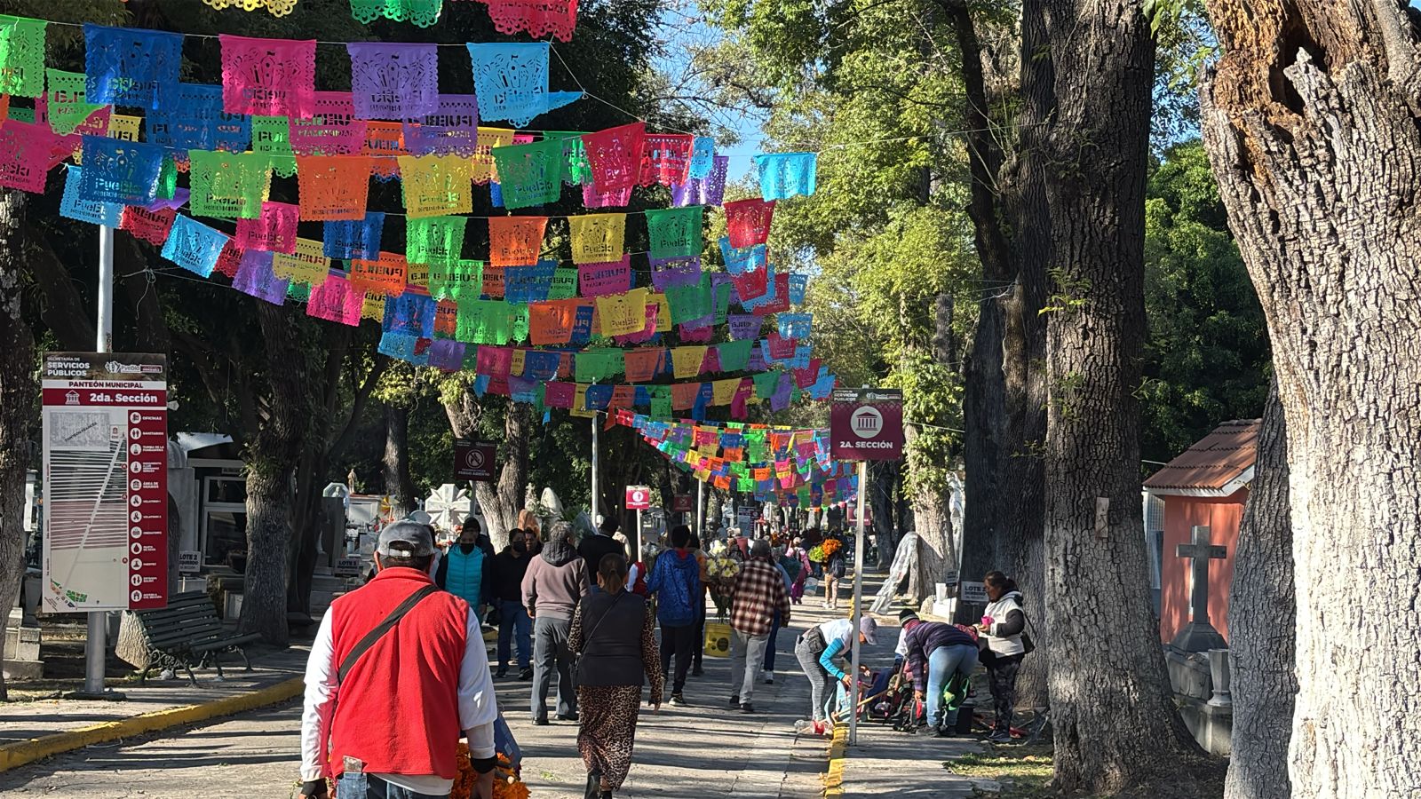 Más de 120 mil visitantes acudieron al Panteón Municipal por Todos Santos