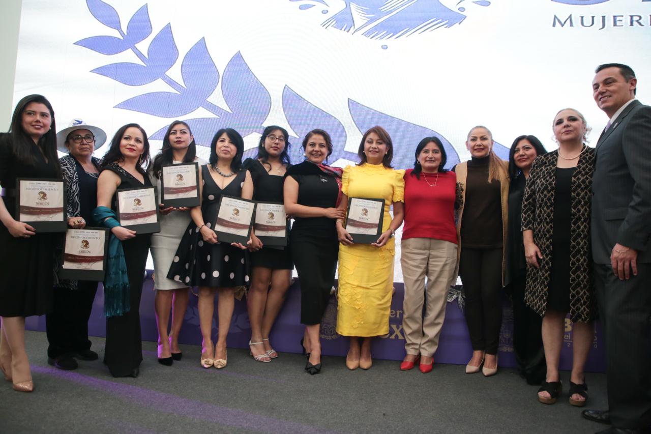 Gobierno de Puebla entrega Premio Carmen Serdán 2025 a mujeres transformadoras