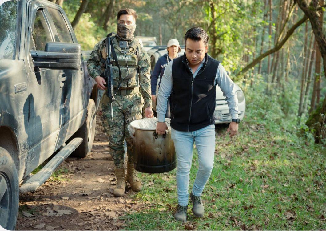 Presidente de Tatlauquitepec incumple con el aguinaldo a trabajadores del Ayuntamiento