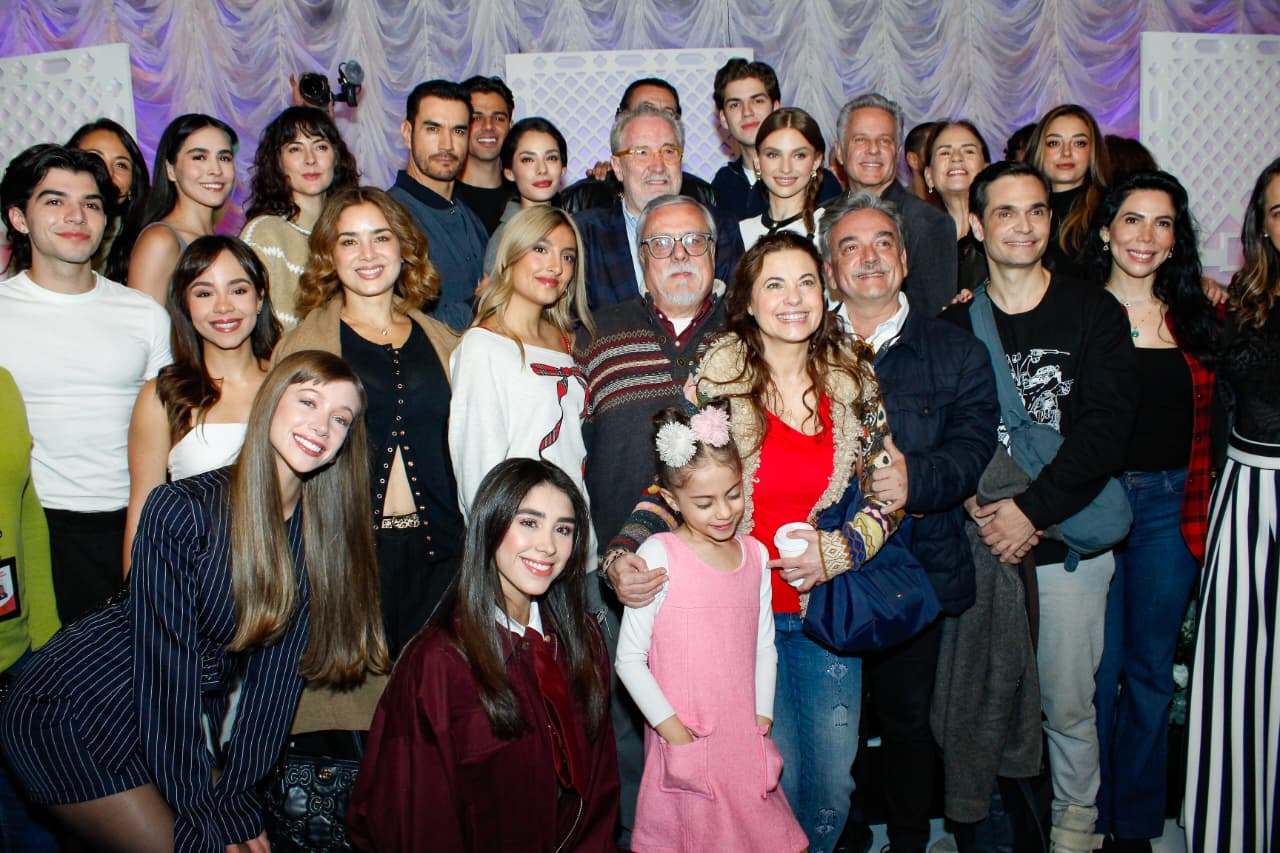 Misa y claquetazo por inicio de grabaciones de la telenovela “Somos Familia”