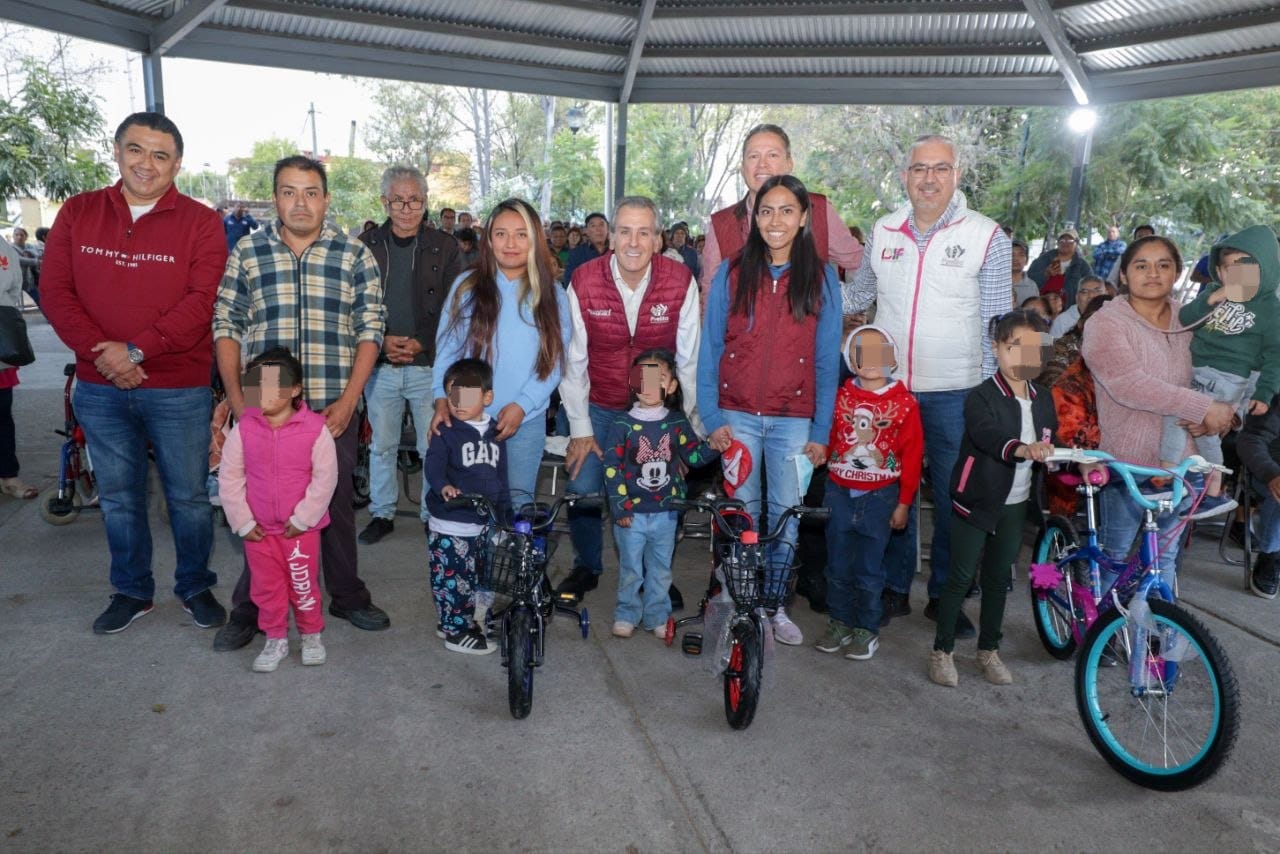 Continúa Pepe Chedraui celebrando posadas navideñas junto a familias de la capital