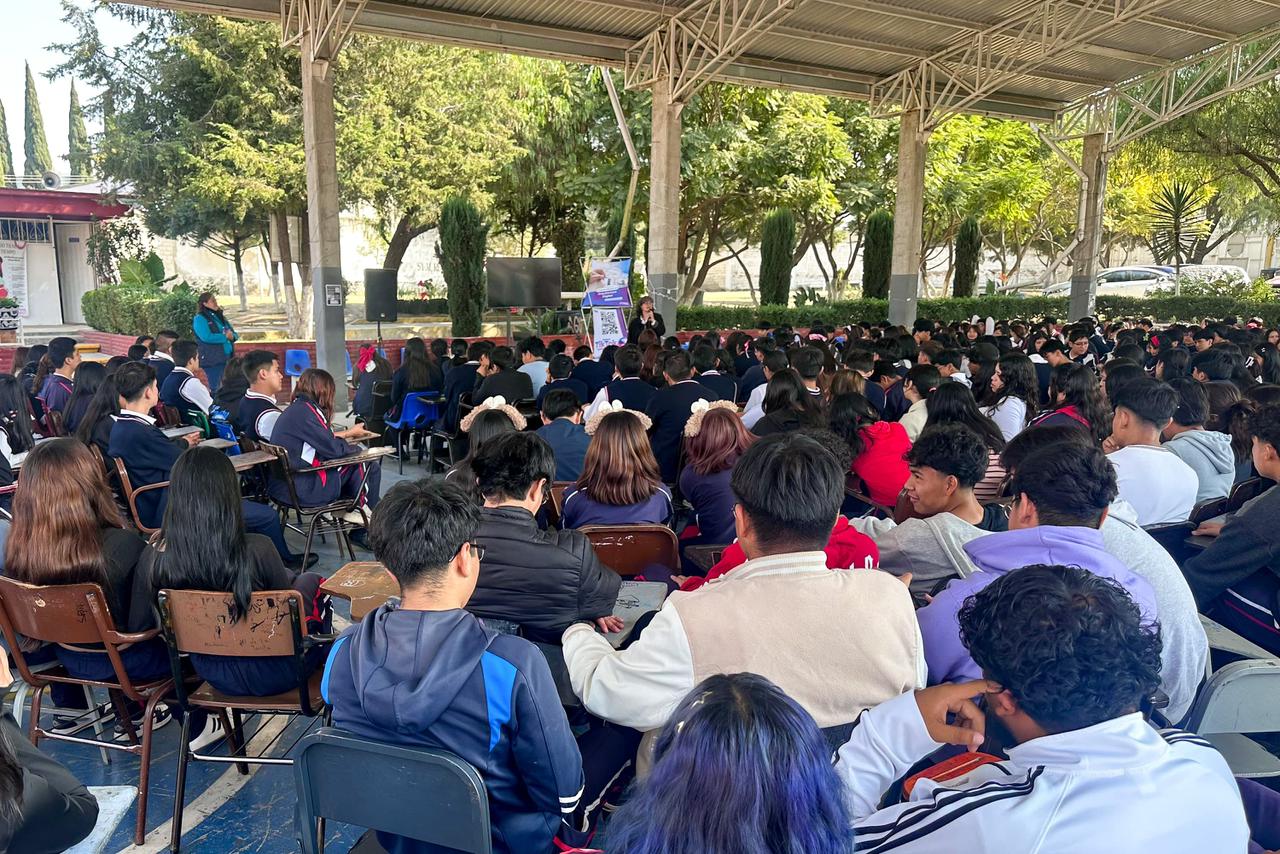 IJMP imparte pláticas de prevención a más de 400 estudiantes