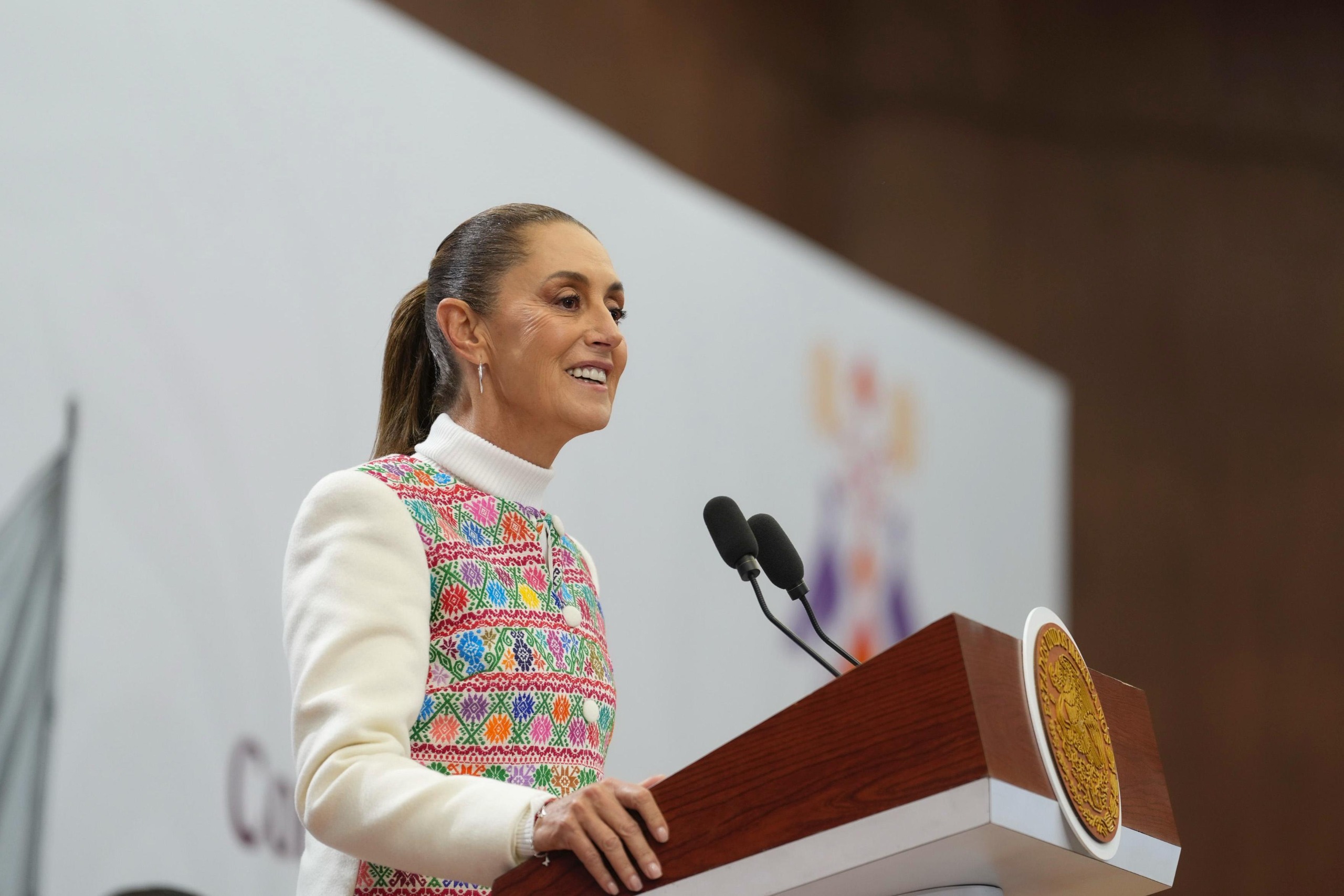 Se invierten 13 mil MDP para la reconstrucción en estados afectados por lluvias intensas; 2 mil 500 MDP se destinan a Puebla: presidenta Claudia Sheinbaum